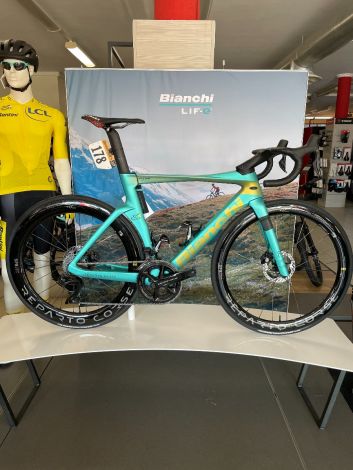 Bianchi Oltre RC Durace Di2 TDF